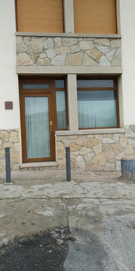 El Plantio I Y II - Apartamentos Turisticos Hoyos del Espino Kamer foto