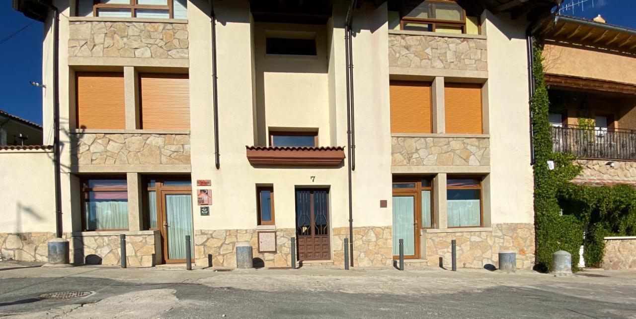El Plantio I Y II - Apartamentos Turisticos Hoyos del Espino Buitenkant foto